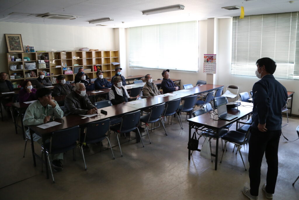 追肥、害虫対策を　トウモロコシ講習会